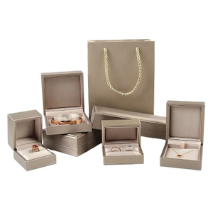 Custom Size Romantic Sweet Luxury Small PU Leather Velvet Engagement Ring Box Ring Jewellery Gift BOX Jewelry Packaging Box
