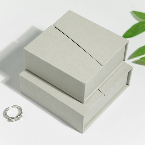 High-End Dual-Opening Magnet Jewelry Storage Box Sustainable Flip-Top Design for Necklaces and Rings Made from Cardboard Paper