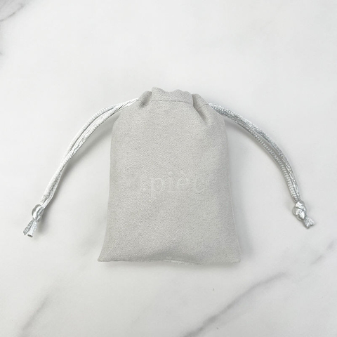 Wholesale Custom Velvet Pouch Jewelry Packaging for Rings and Necklaces Stylish Jewelry Container Bag