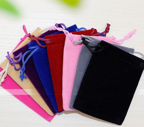 Customized 9*12CM Velvet Jewelry Pouch Suede Drawstring Bag with Hot Stamping for Gift Packaging and Logo Display