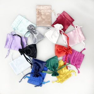 Wholesale Customized Logo Velvet Satin Drawstring Gift Pouch 5*7cm 8*10cm Sizes 11 Colors Jute Organza Jewelry Packaging