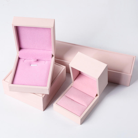 Custom Logo Jewelry Box Bracelet/necklace Gift Box Packaging Necklace Leather Jewelry Storage Box