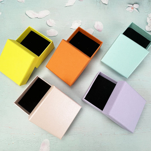 Custom Logo Travel Jewelry Case Square Pattern Storage Ring Earring Jewelry Box with Cardboard Paper Lids