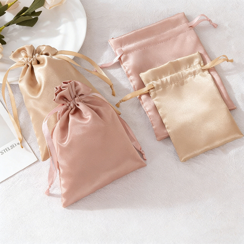 Silk Satin Lined Draw String Bag Gift Drawstring Pouch for Jewelry Rings Earrings Necklace Round Gift Storage Bag