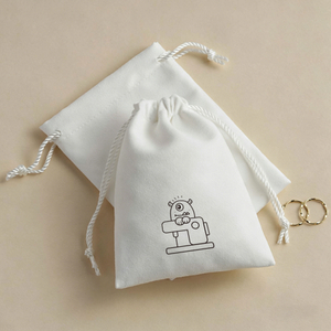 Hot Selling Custom Logo Printed Drawstring Bags, Cosmetic Packaging Velvet Velour Jewelry Pouches