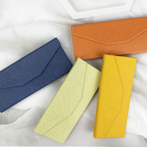 Custom ECO Friendly Kraft Paper Sunglasses Case Triangular Folding Glasses Case Handmade Foldable Sunglasses Case